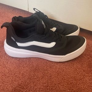 Vans ultrarange ultracush - women’s size 8.5 - slightly used condition